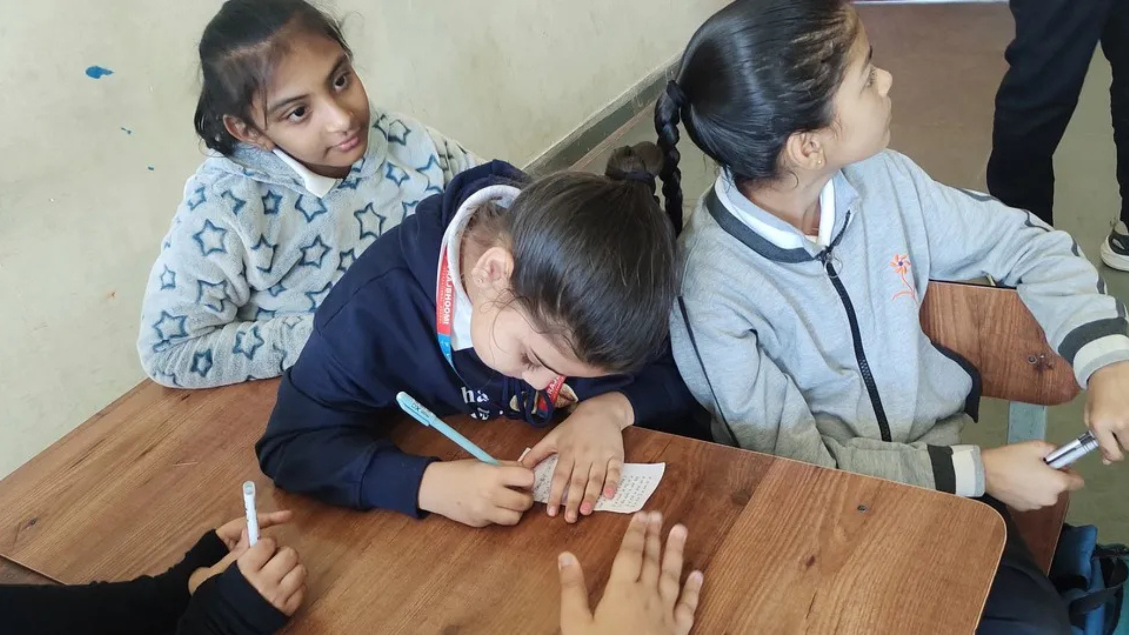 हिन्दी लघु कथा वाचन प्रतियोगिता (Std I & V)